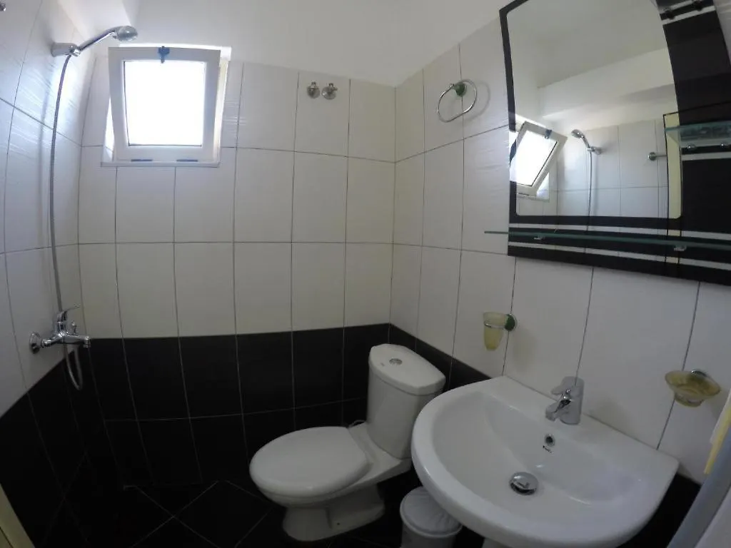 Hotel Arsenal Ksamil